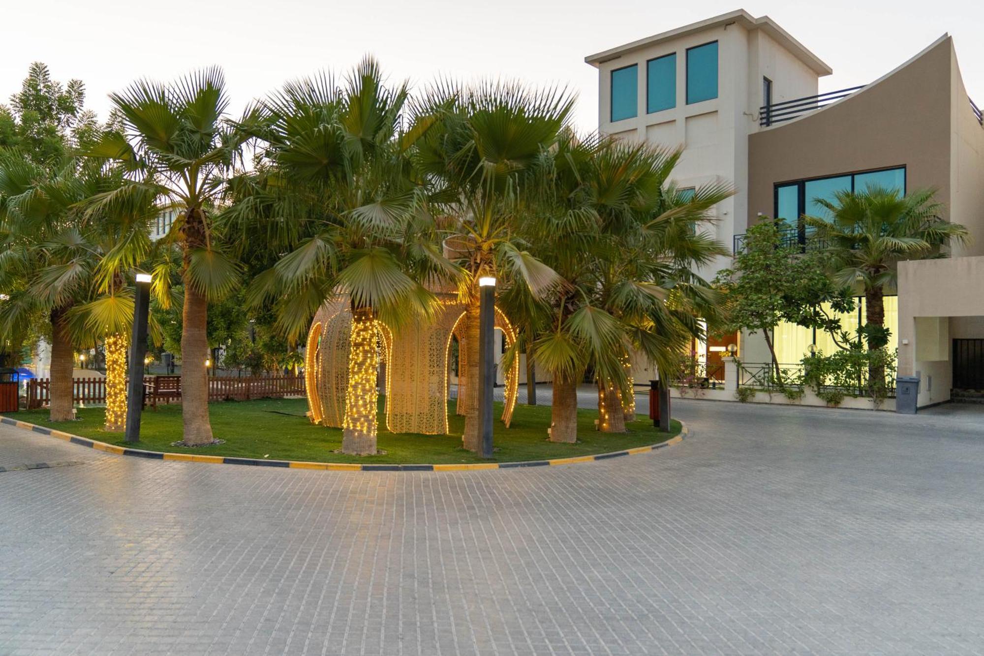 Nordic Resort Manama Exteriör bild