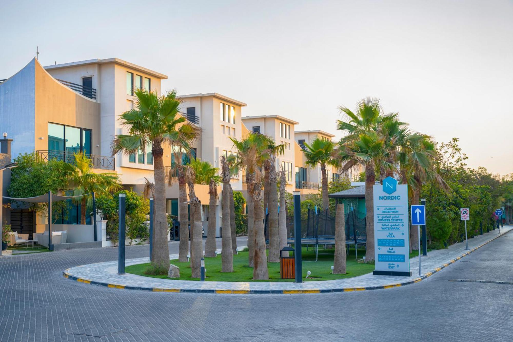 Nordic Resort Manama Exteriör bild